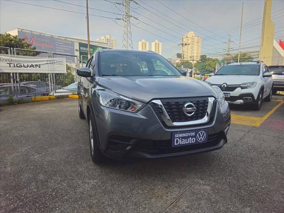 NISSAN KICKS 1.6 16V FLEXSTART S DIRECT 4P XTRONIC NISSAN KICKS 1.6 16V FLEXSTART S DIRECT 4P XTRONIC